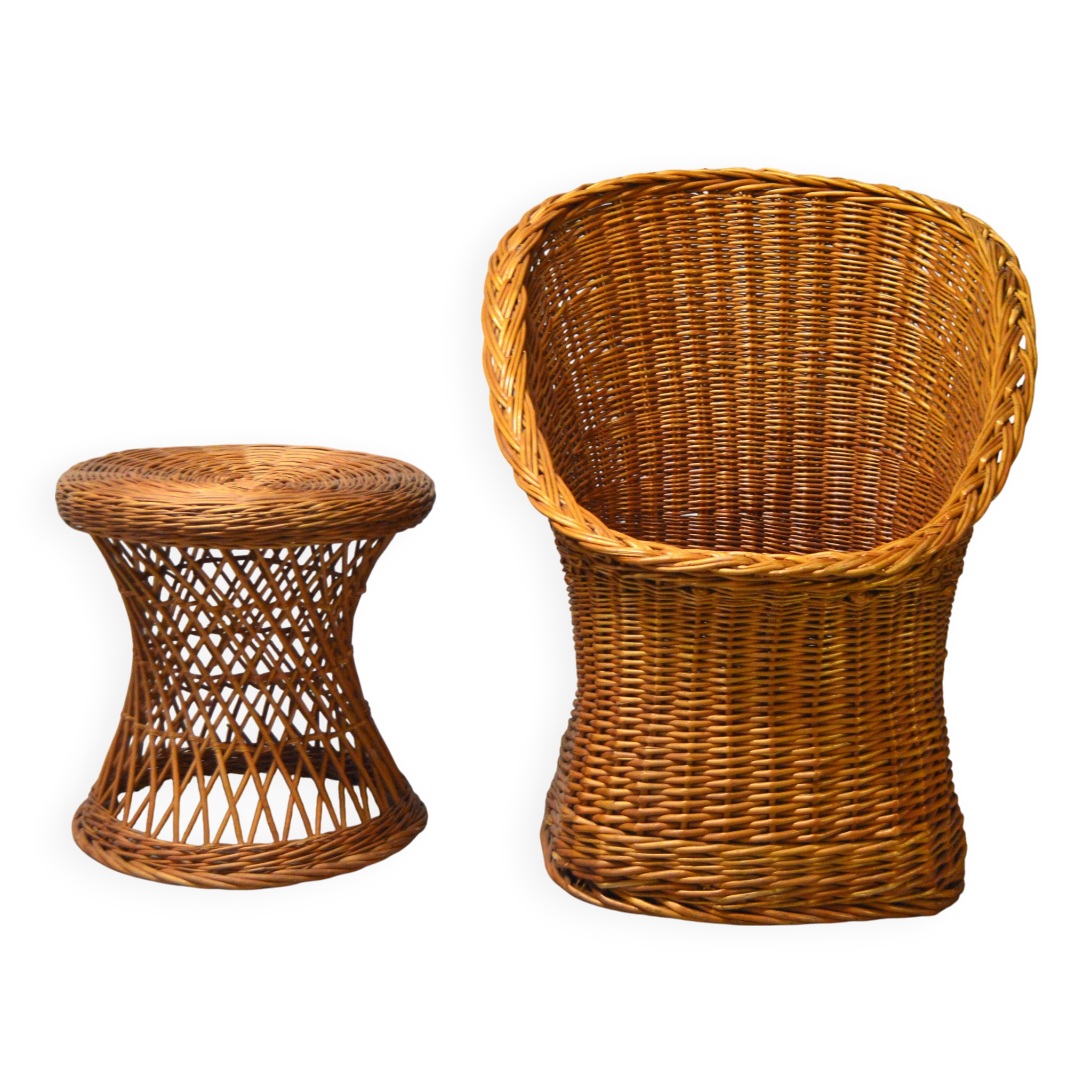 Vintage rattan armchair from the 60s/70s design