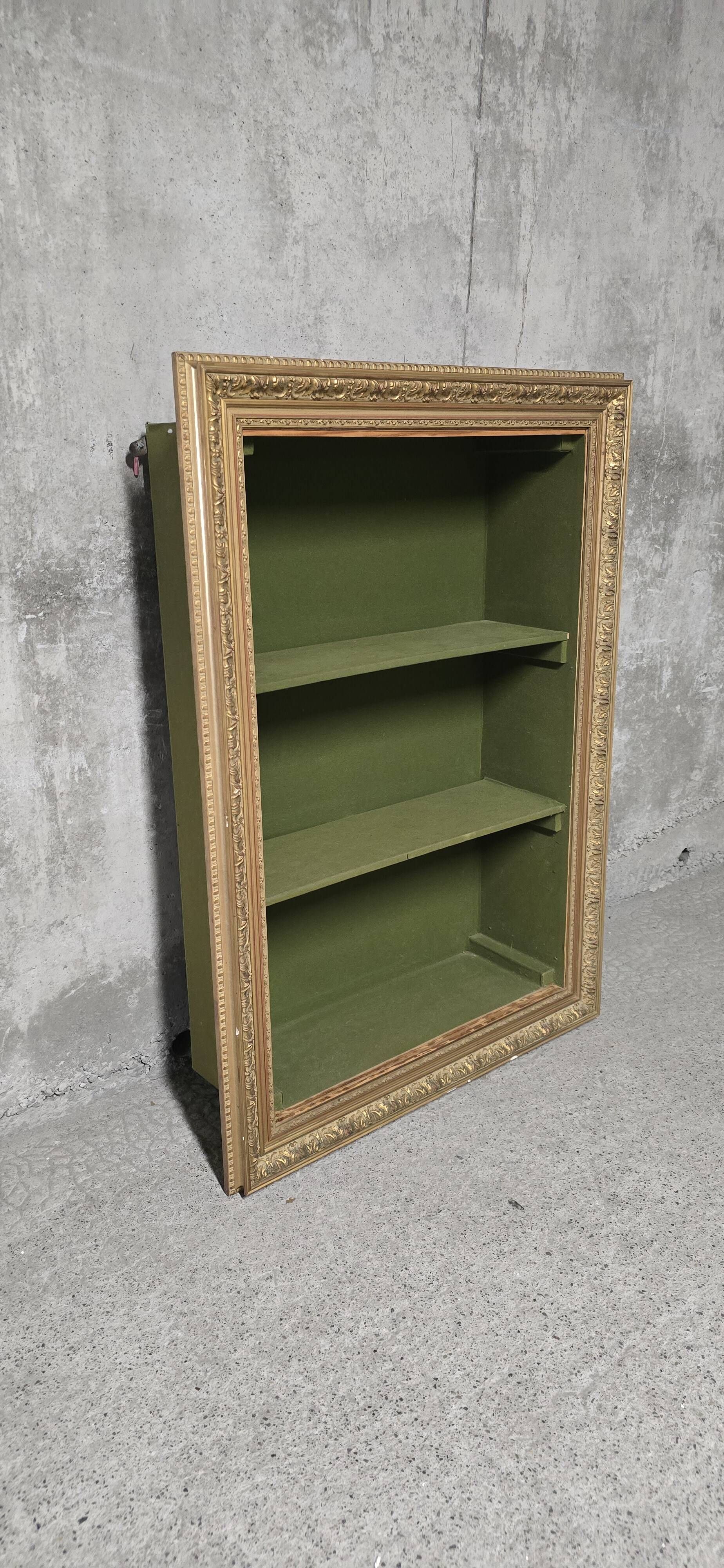 Vintage wall shelf with moulded gold frame – 74 × 106 cm