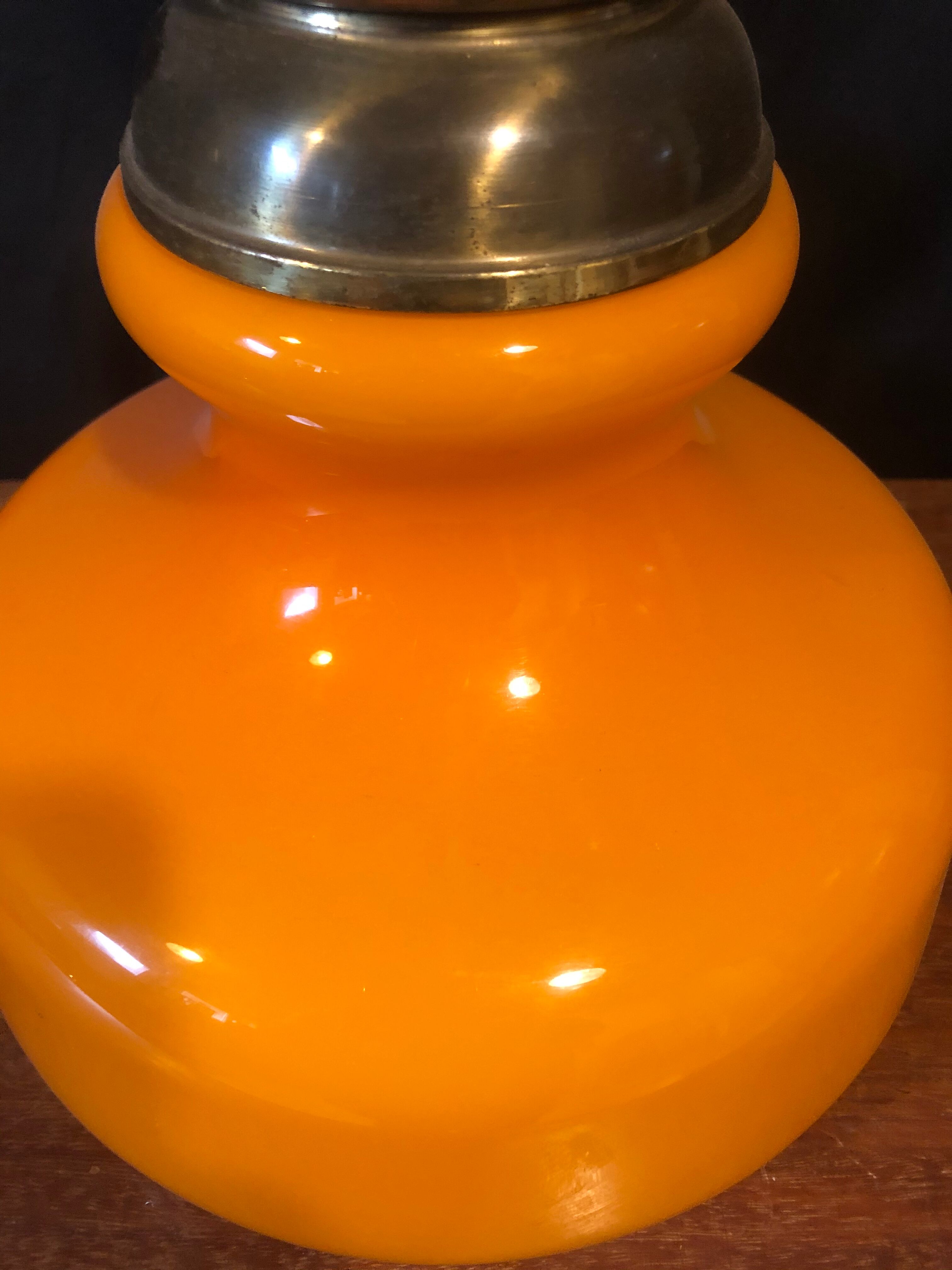 Suspension en verre opaline