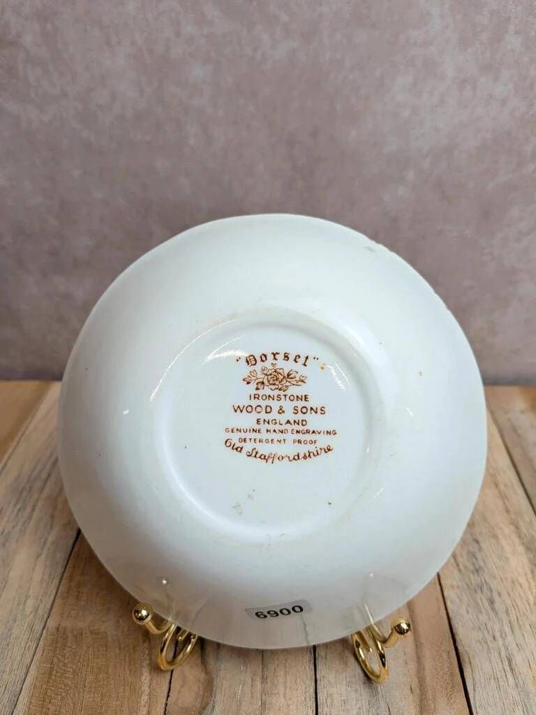 Small vintage English bowl Wood & Sons – Dorset model – Staffordshire