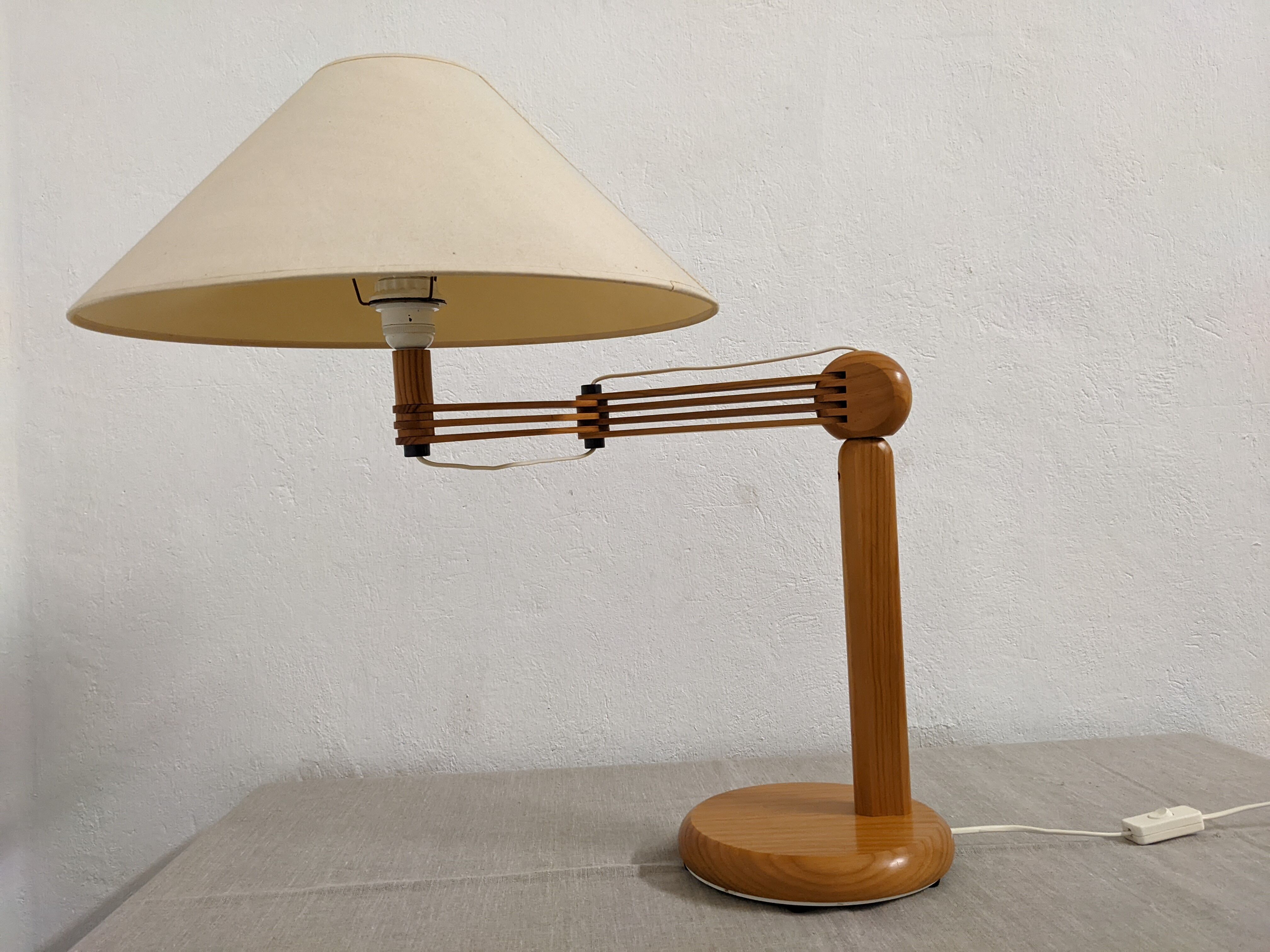 Scandinavian articulated pitchpin lamp from the 70s/80s