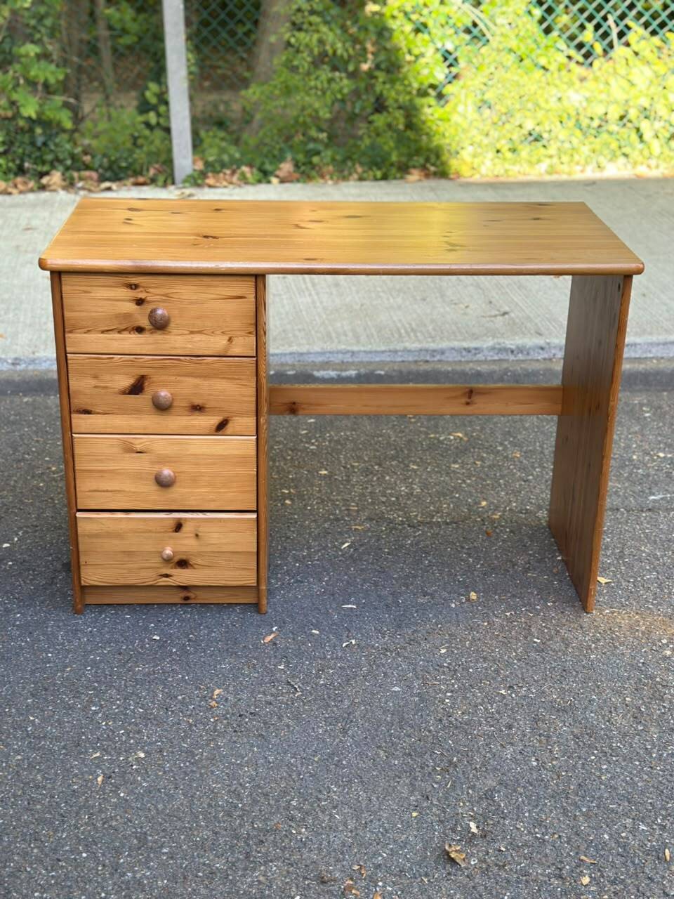 Solid pine desk with a 4-drawer unit — Scandinavian / chalet style