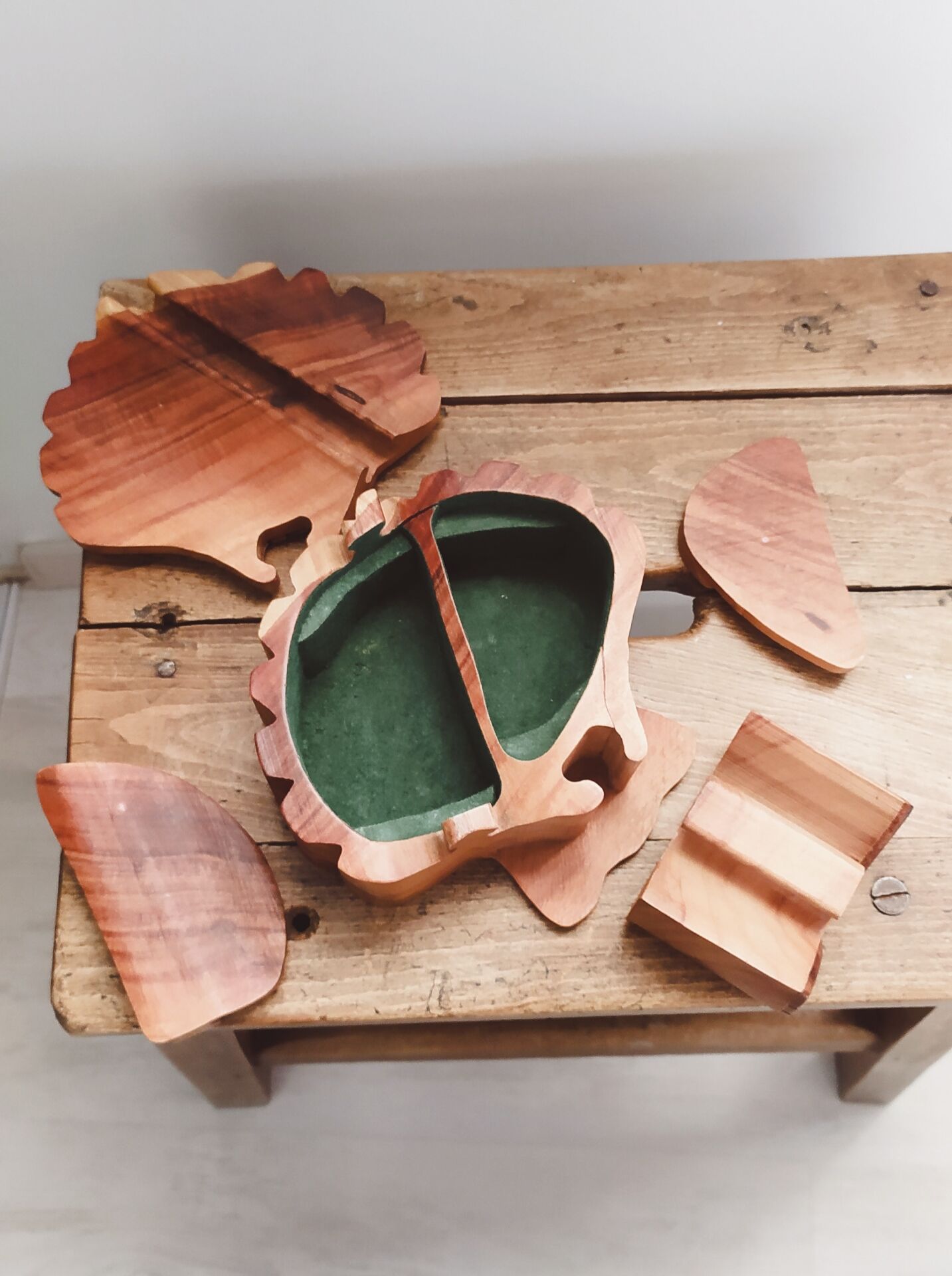 Coffret, boîte à bijoux en bois 