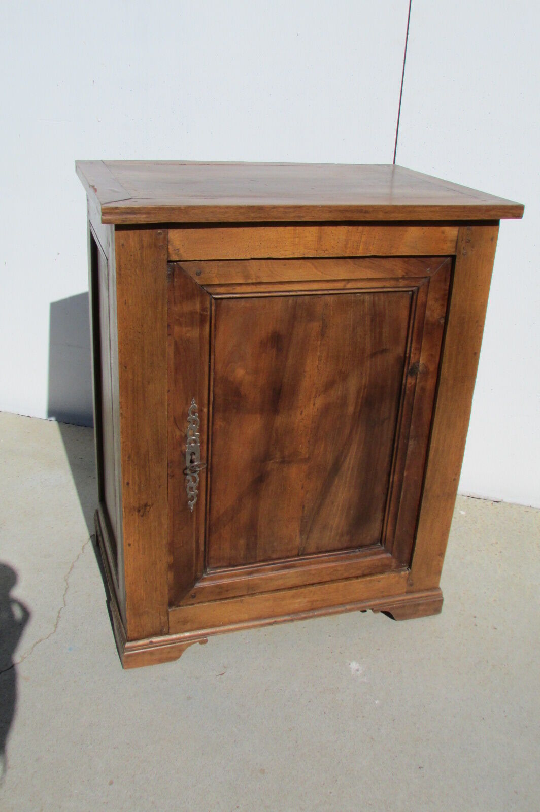 Buffet, old jam maker, walnut