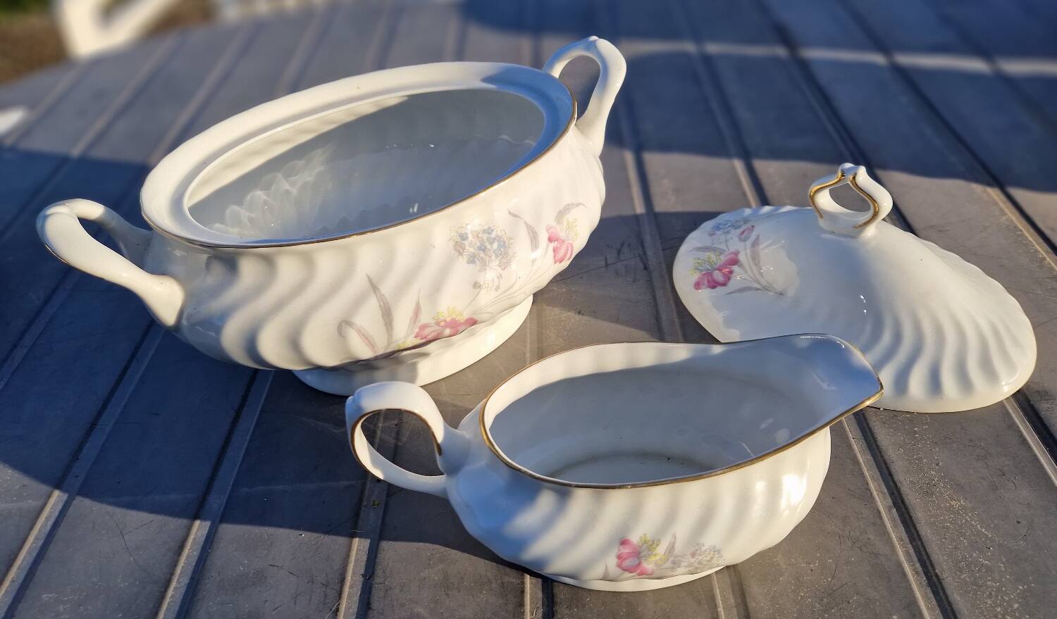 Apulum 54-piece porcelain dinnerware set