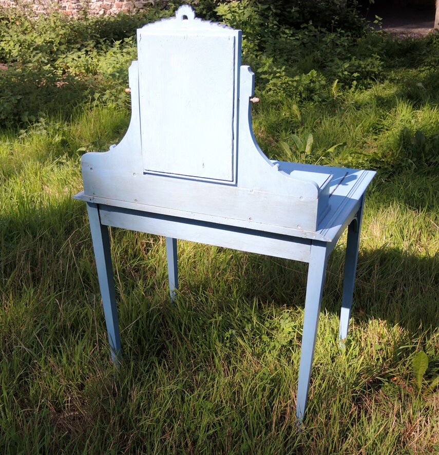 Former hairdresser - blue painted wood toilet table
