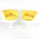 Paire de fauteuils Space age