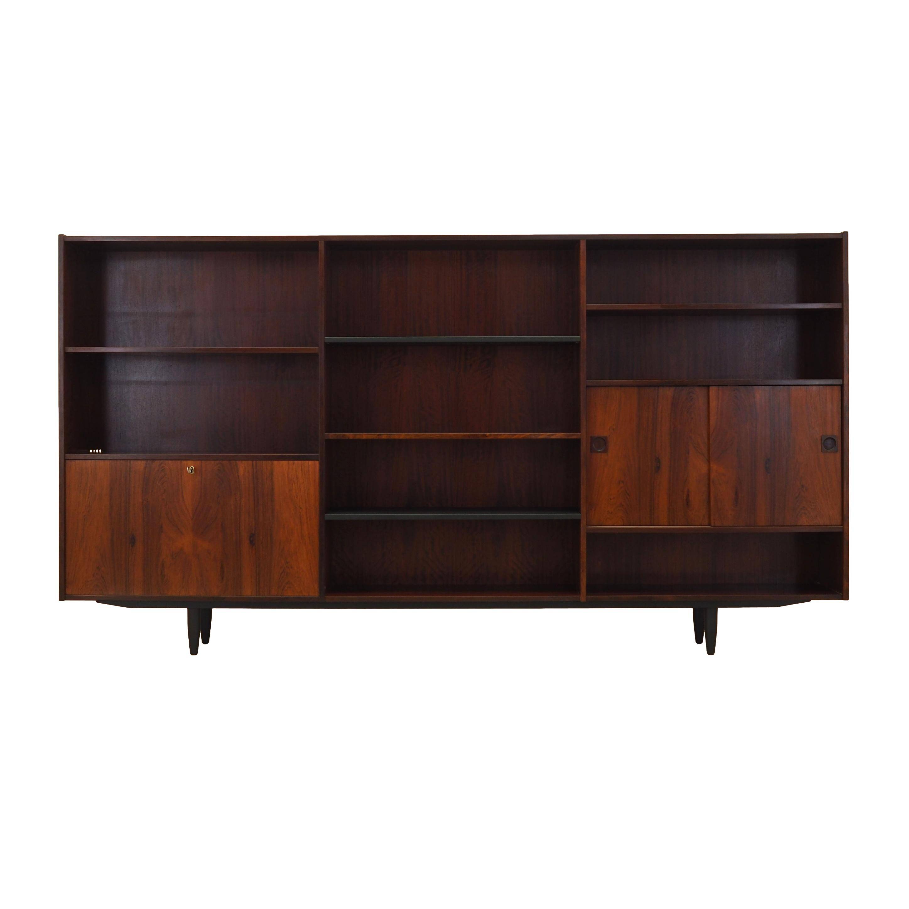Rosewood bookcase, Danish design, 1970s, manufactured by Farsø Møbelfabrik