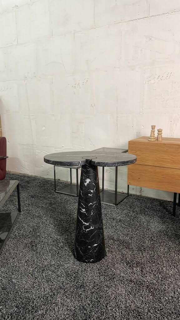 Agapecasa marble table