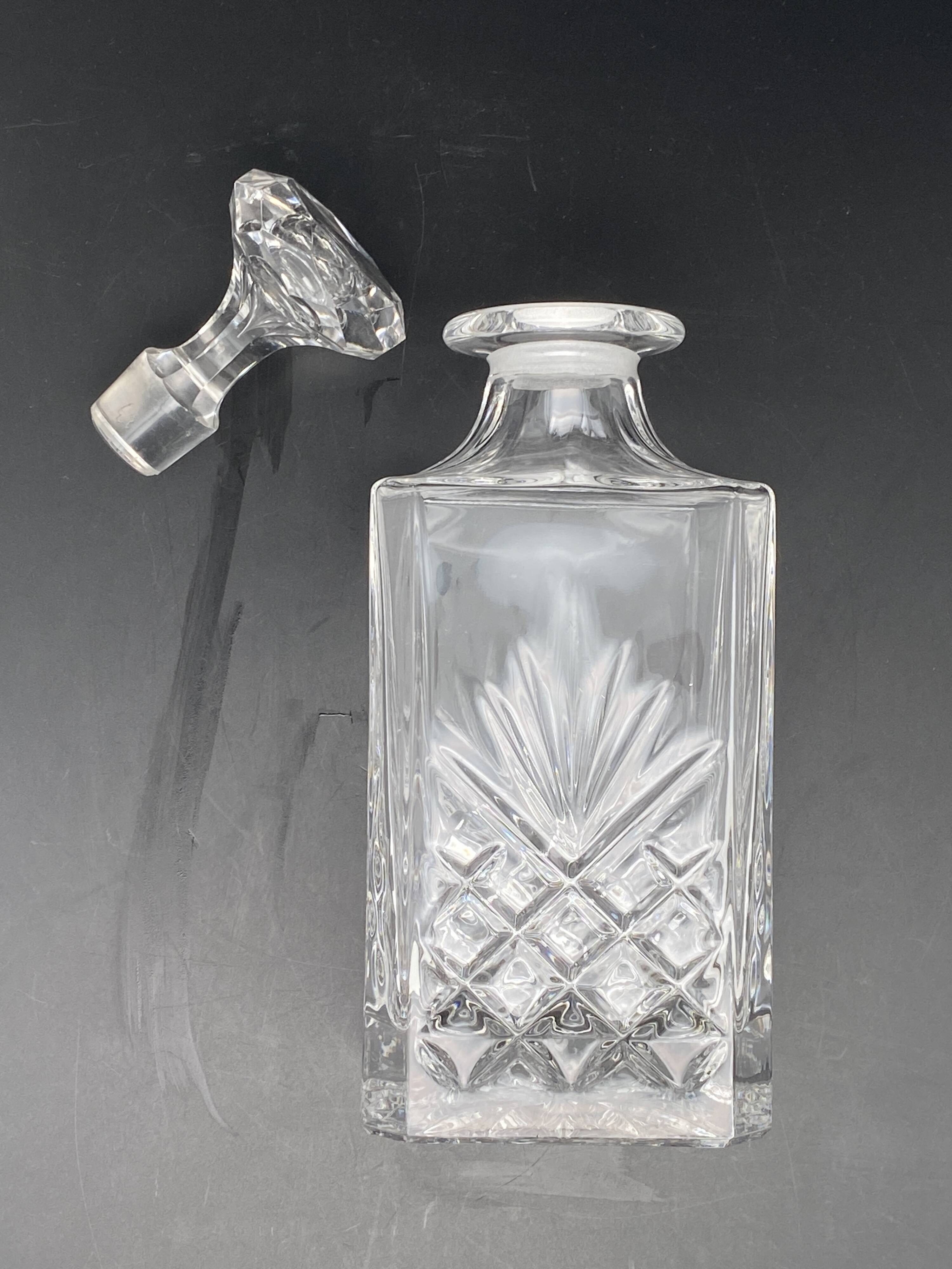 Whiskey decanter