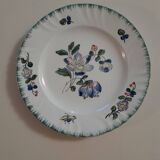 Assiette ancienne faïence Longwy, fleurs