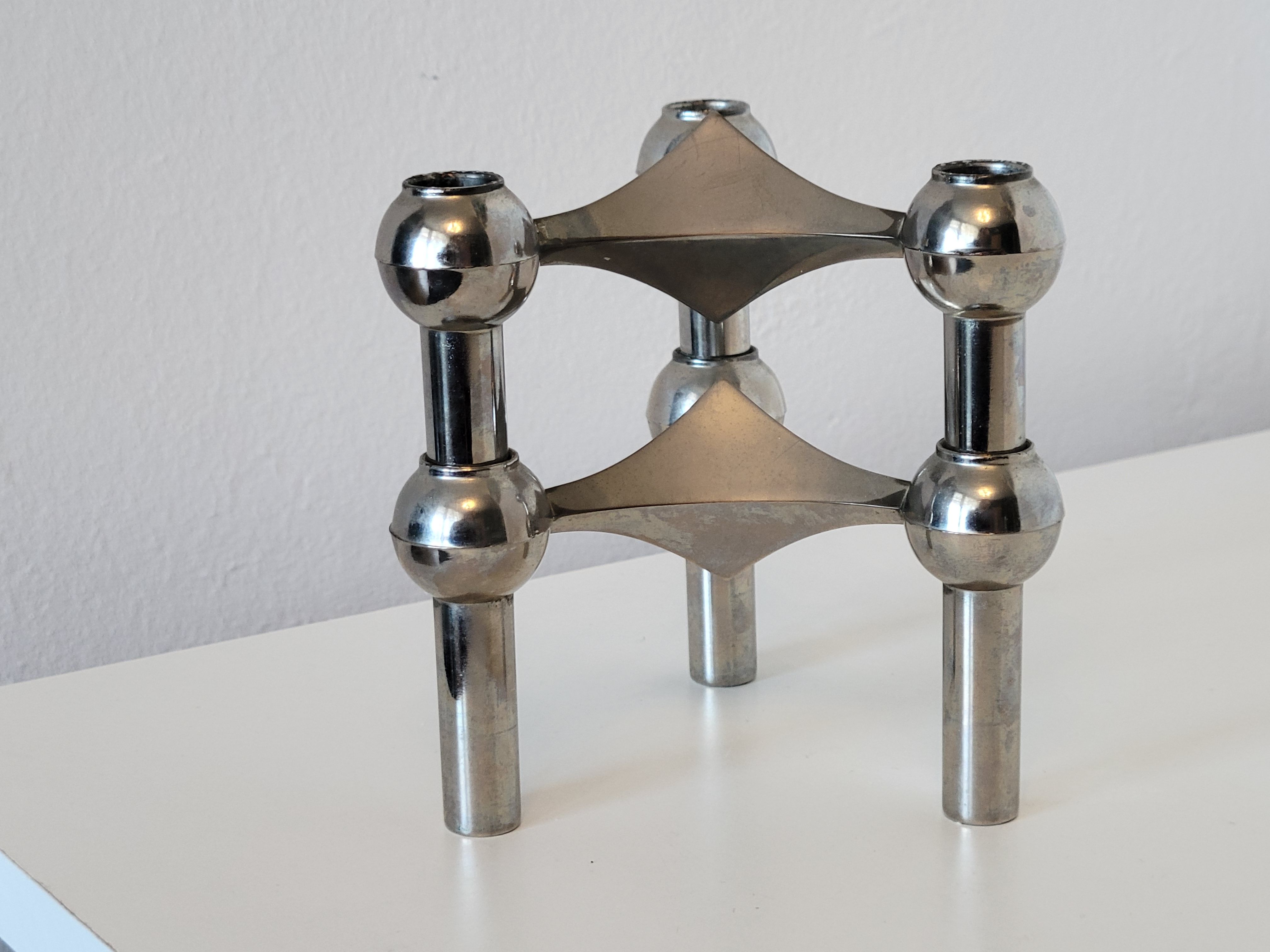 Pair of tripod candle holders design 60s NAGEL STOFF metal