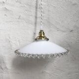Opaline suspension