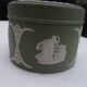 Boite a bijoux ancienne porcelaine wedgwood verte