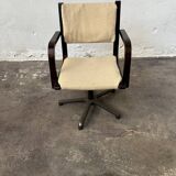 Swivel office chair by Trio Raita