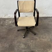 Chaise de bureau pivotante par Trio Raita