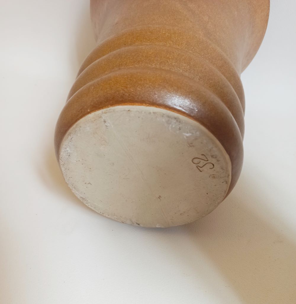 Pair of sandstone vases 60s