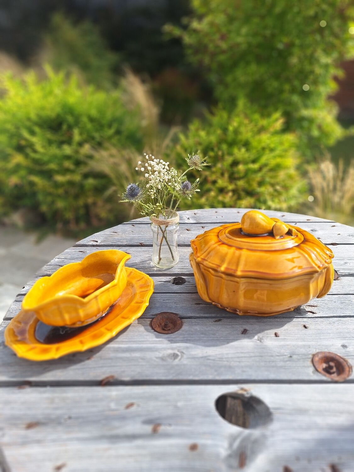 Ceramic soup tureen and sauceboat set