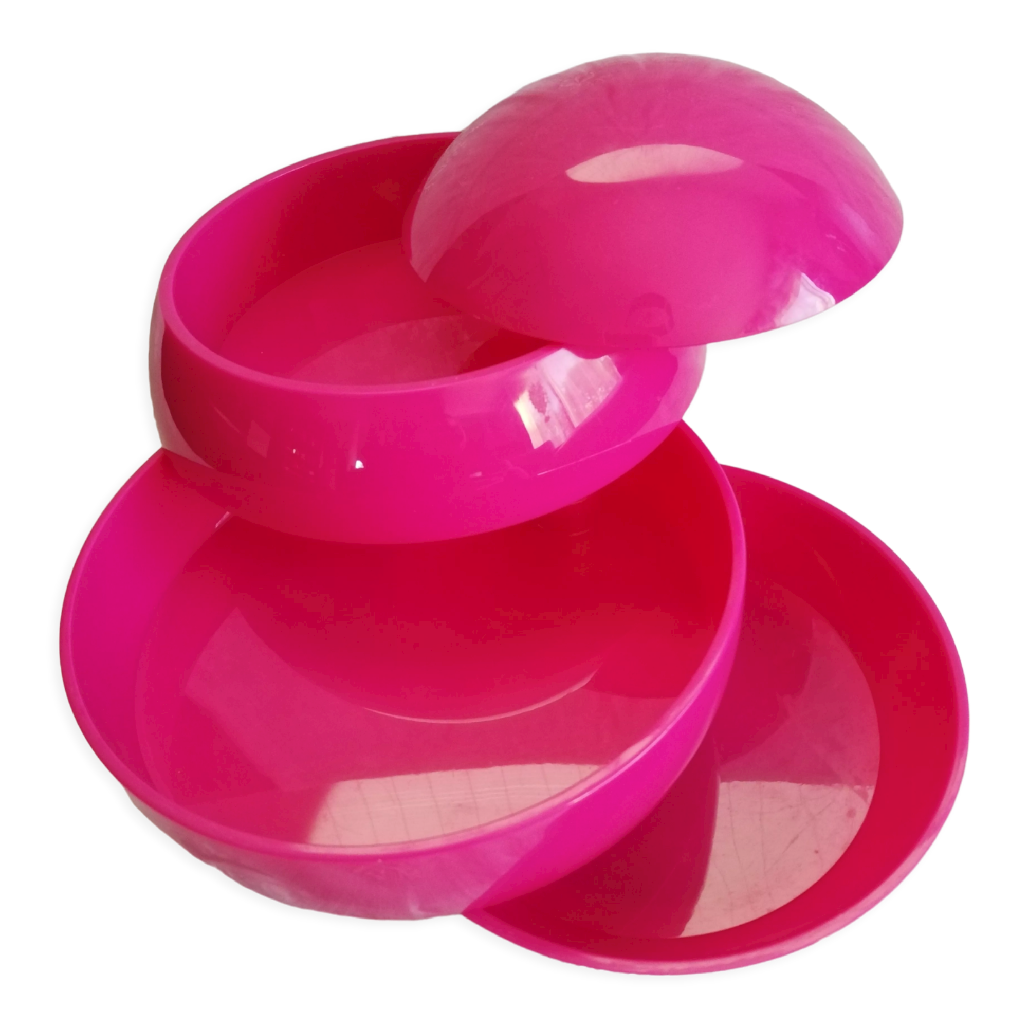 Aperitif servant, sewing, desk