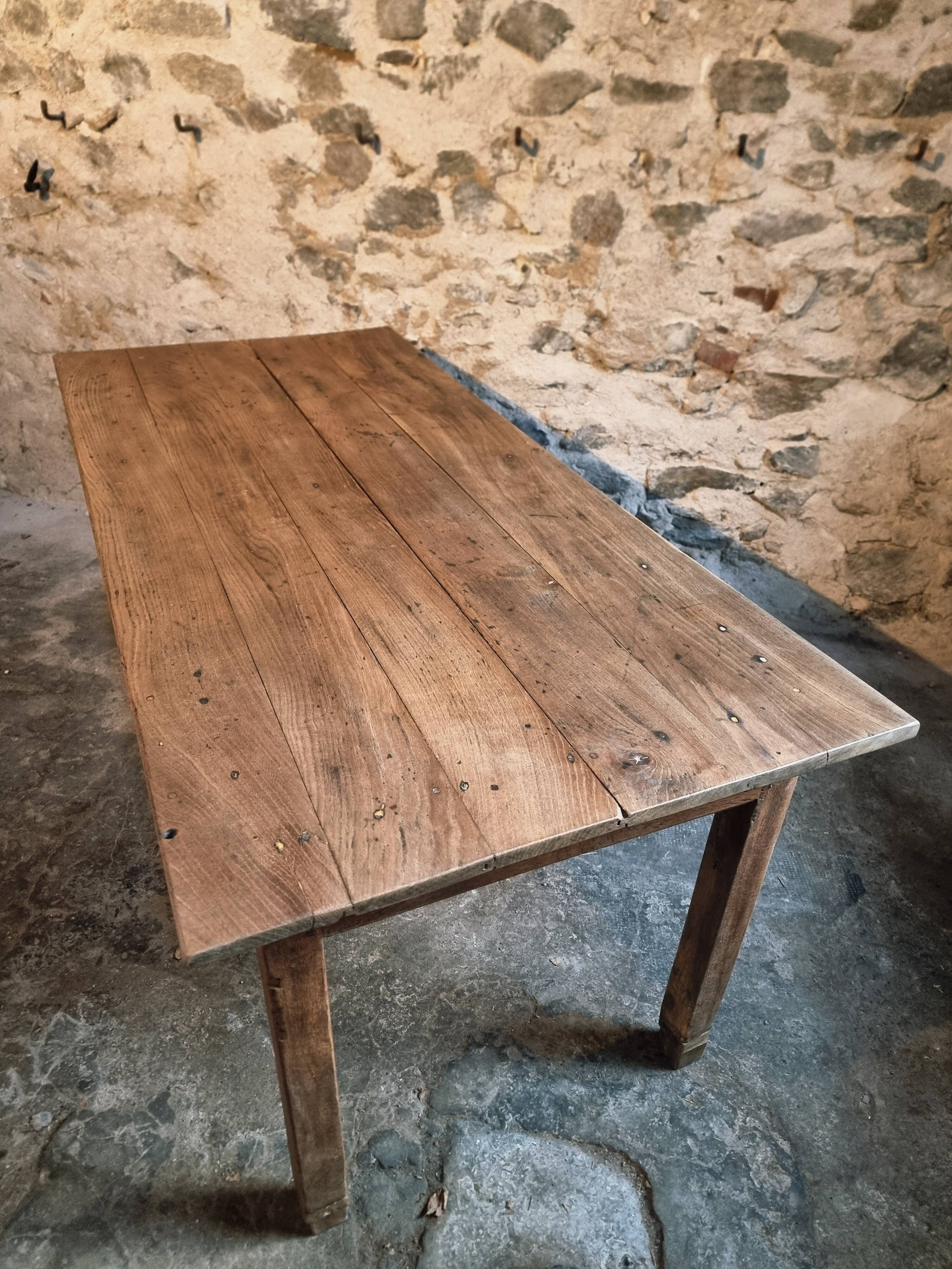 Table de ferme française ancienne en chêne avec deux tiroirs — XIXe siècle