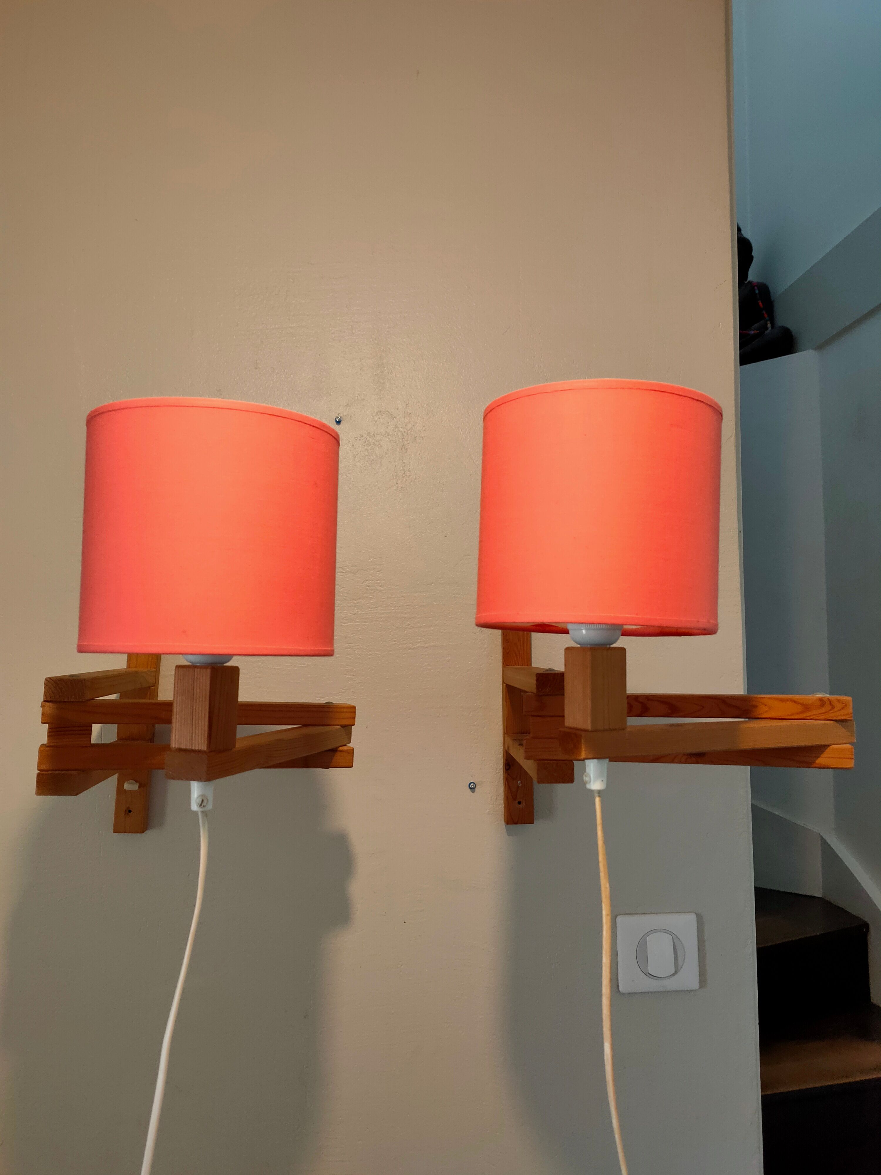 2 wooden wall lamps articulated 50s
