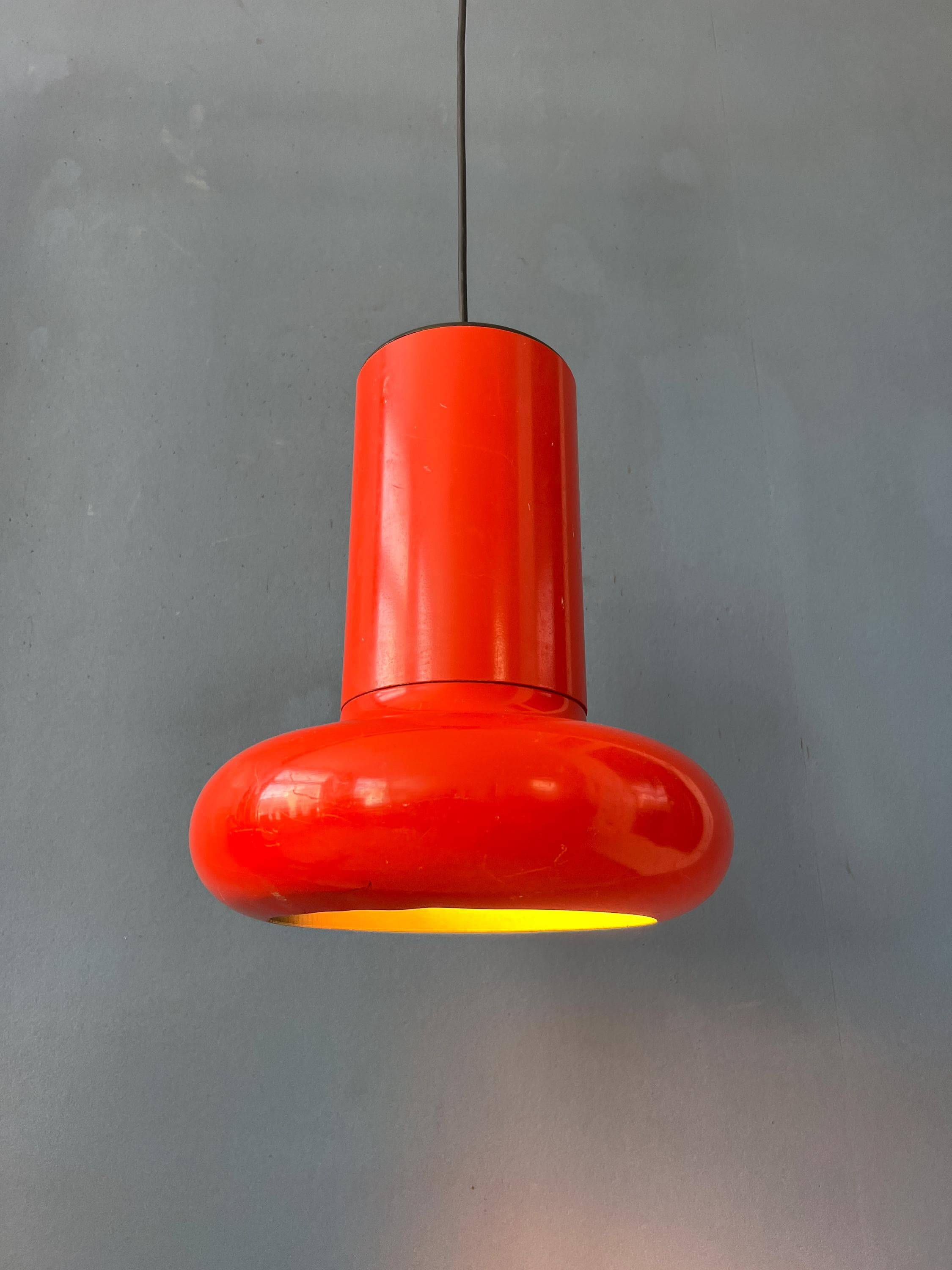 Suspension vintage Space Age conique rouge