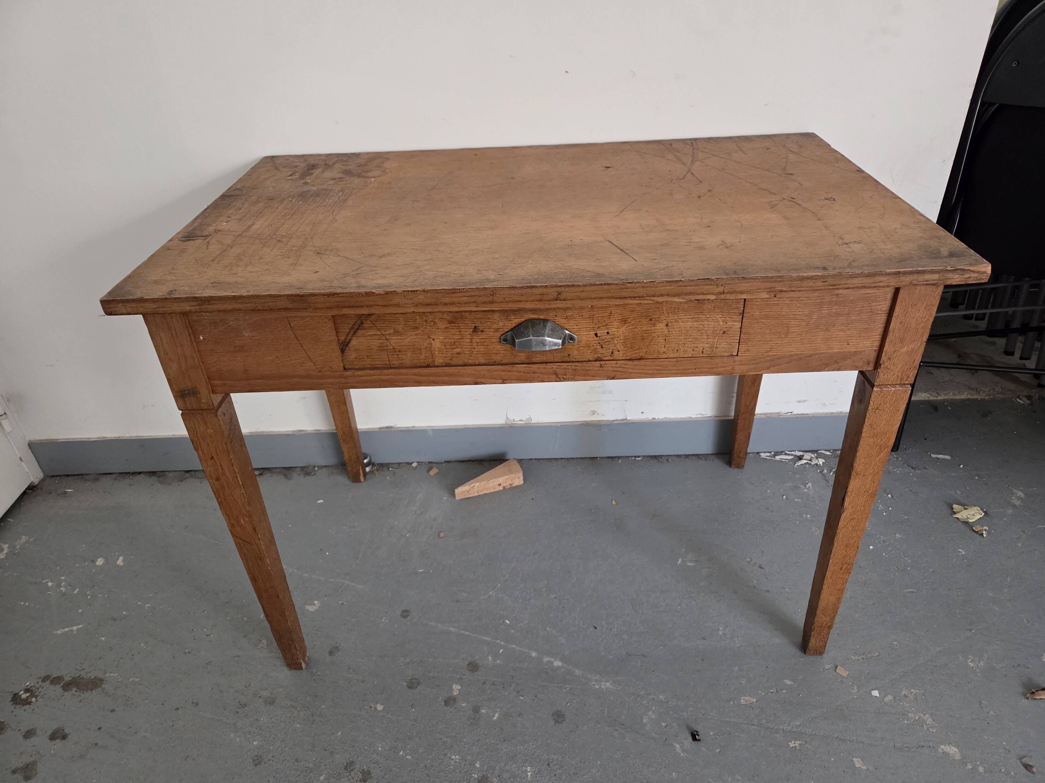 Antique oak administrative table/small desk