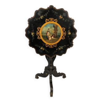 Tilting pedestal table with scrolled top decorated with a central painted medallion, Napoleon III period