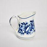 Water pitcher in Porcelain de Bayeux