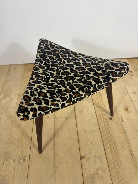 Vintage triangular footstool – Scandinavian mid-century design, elegance and comfort