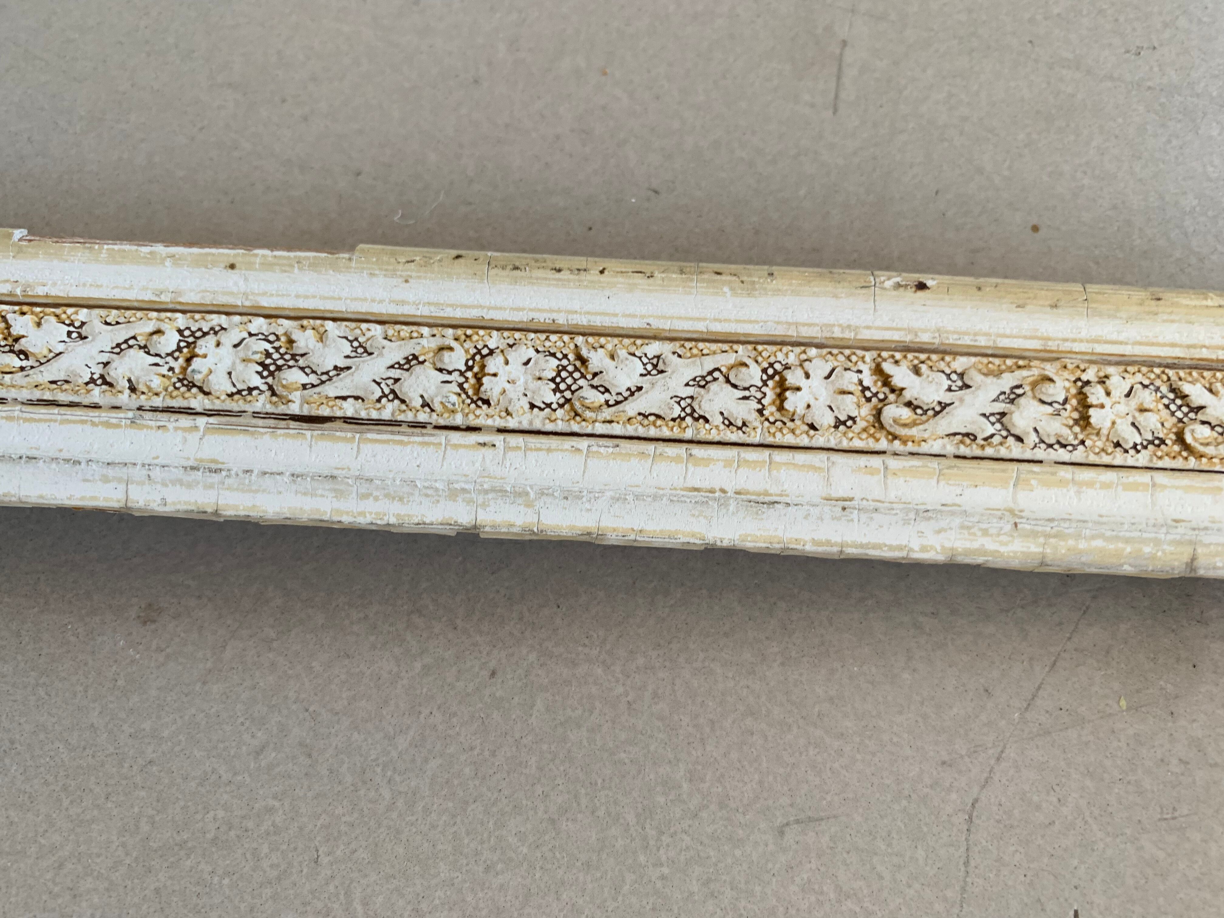 Old white/gold frame