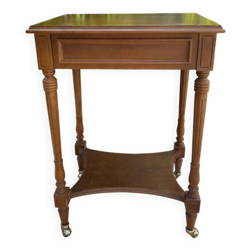Petite table d’appoint à roulettes ou desserte