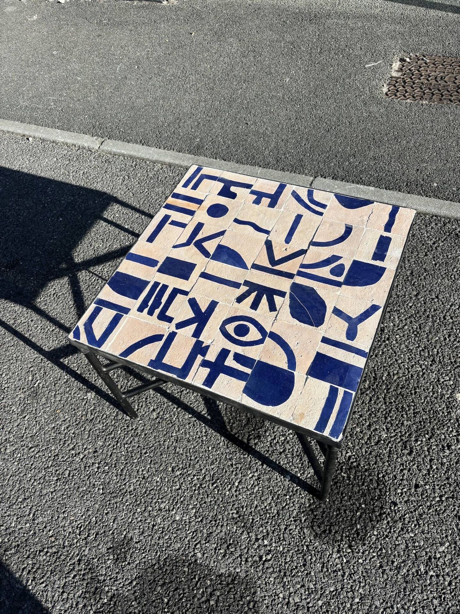 Square coffee table in cobalt blue zellige – handcrafted abstract decor