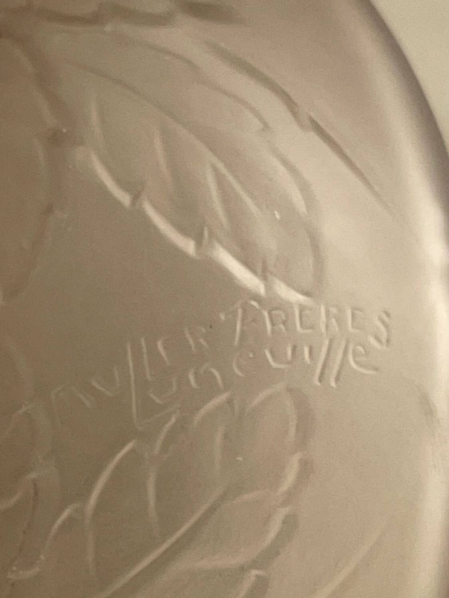 Saladier et ramequins verre fumé signés Muller frères.
