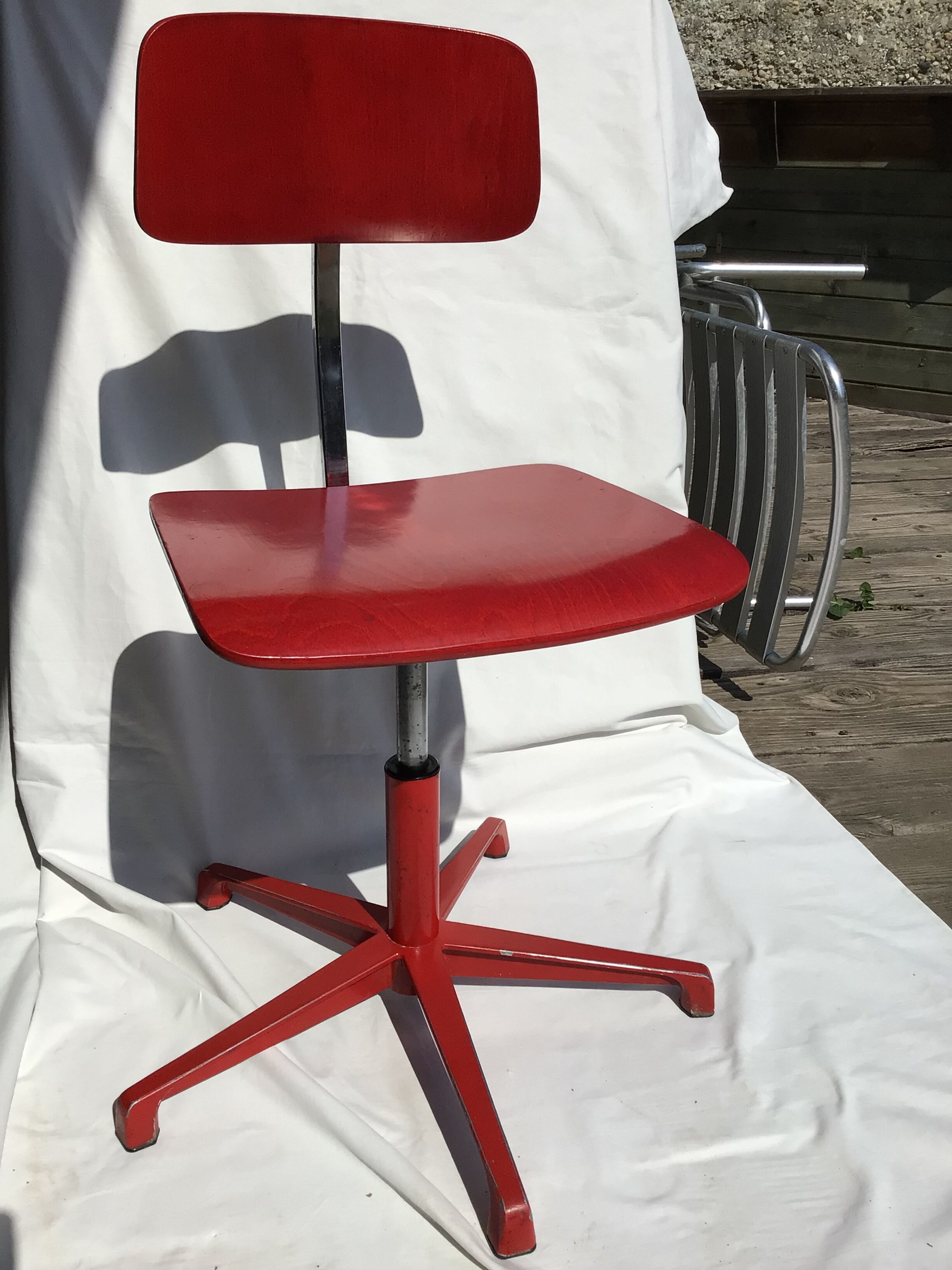 Workshop chair varnished wood Finland Ergofinn