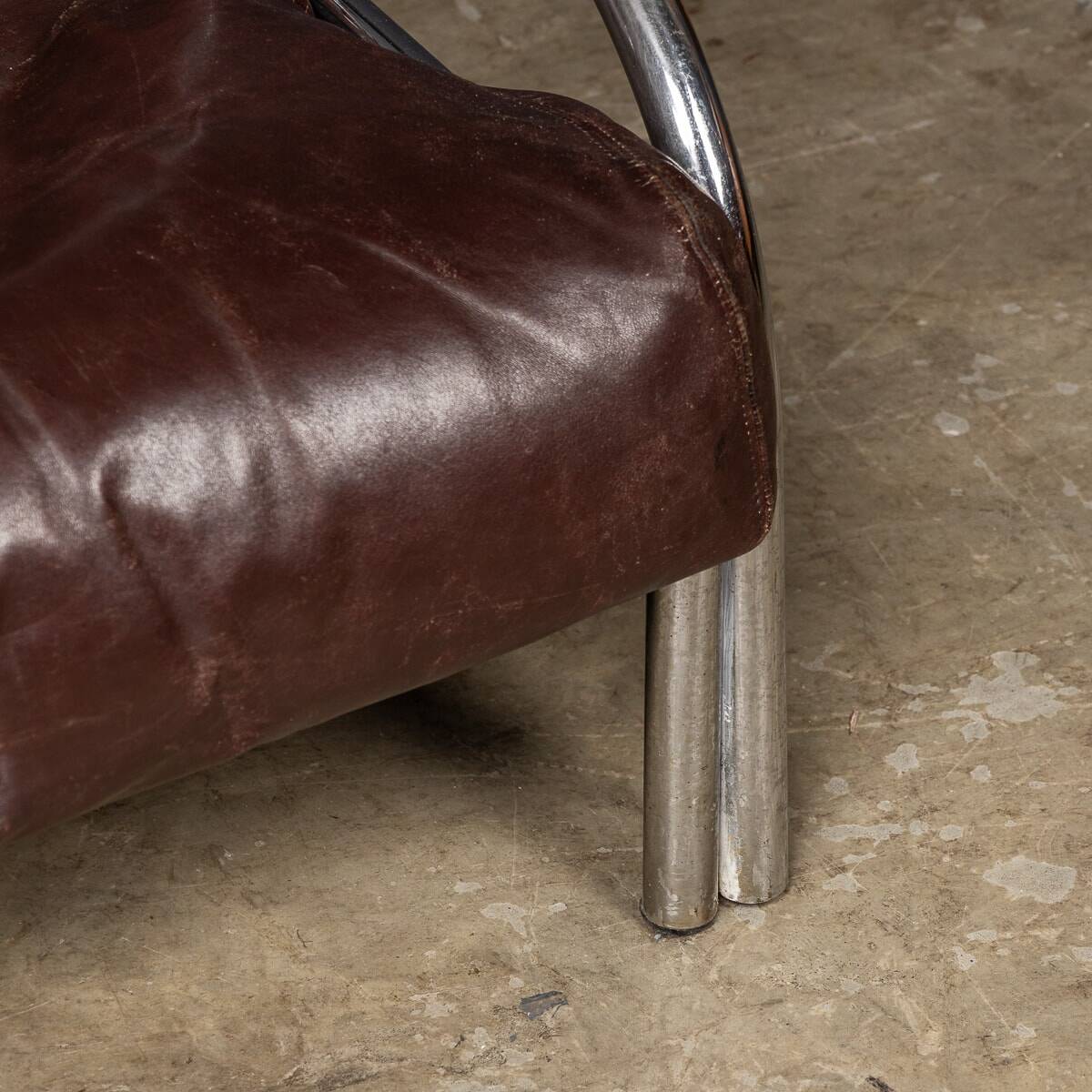 A 20thc italian brown leather sofa by gae aulenti for poltronova c.1962