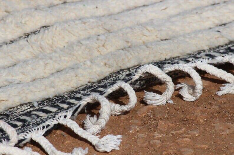 Handmade pure wool rug, size 1.4/2.6 m.