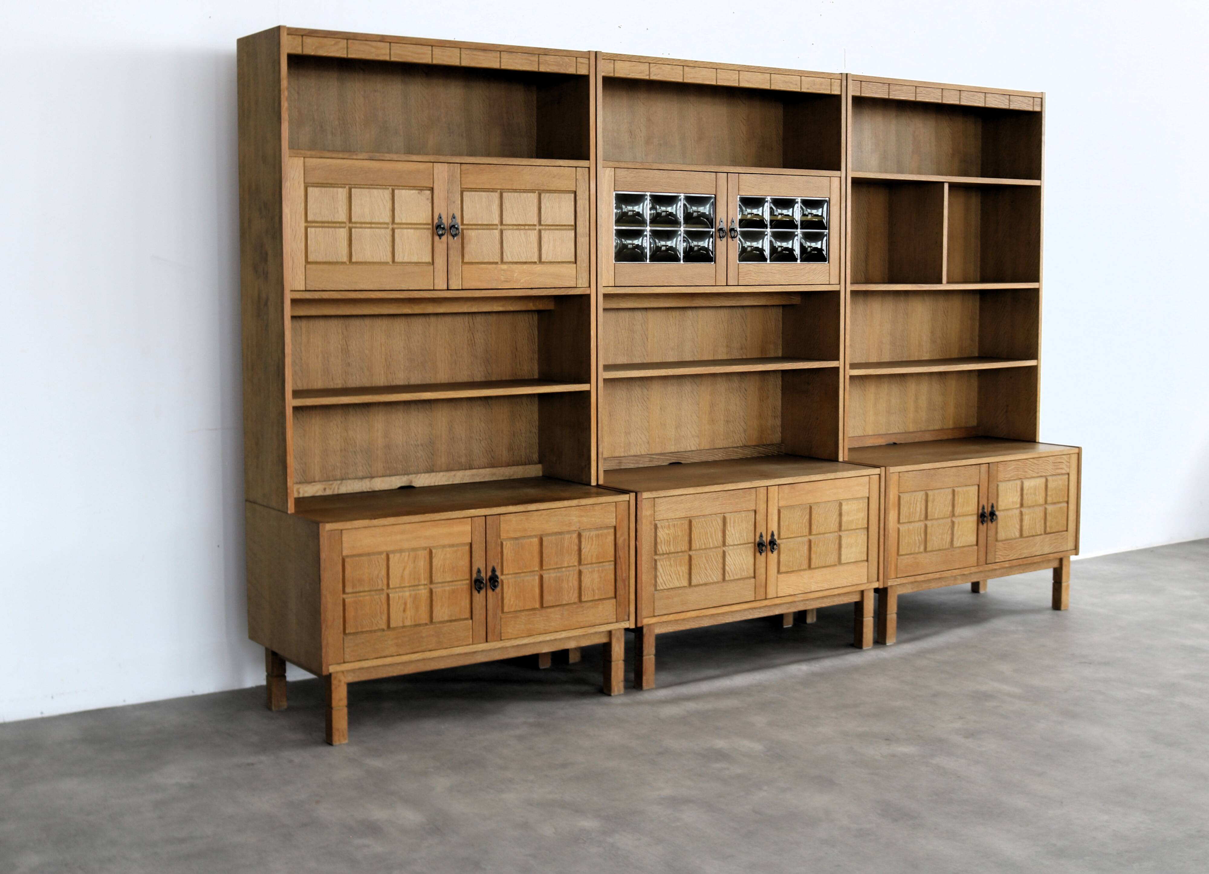 brutalist bookcase | wall cabinet | oak | 60s | Danish (2)