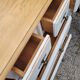 Buffet en bois patiné blanc