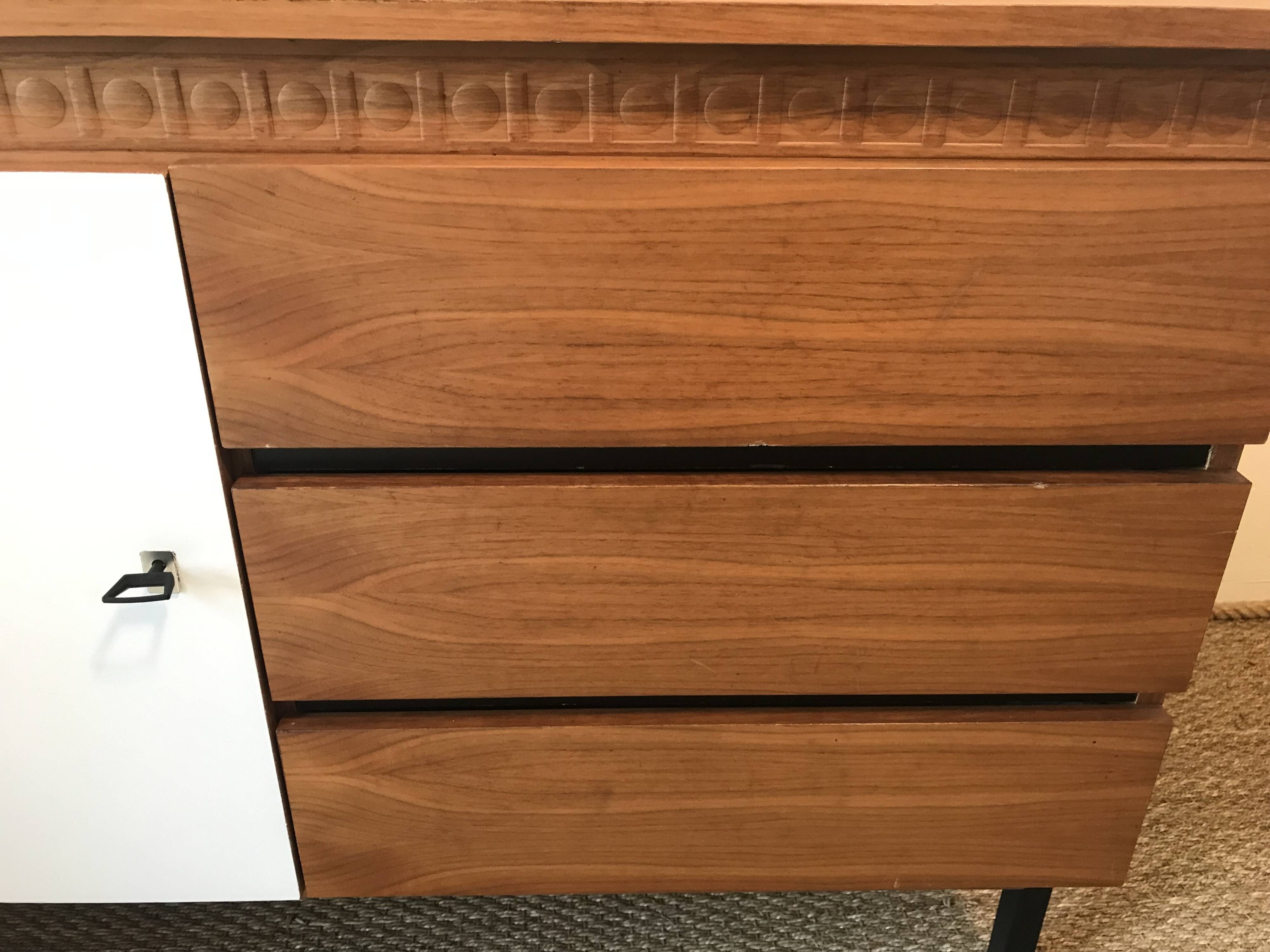 Vintage sideboard 1960-1980