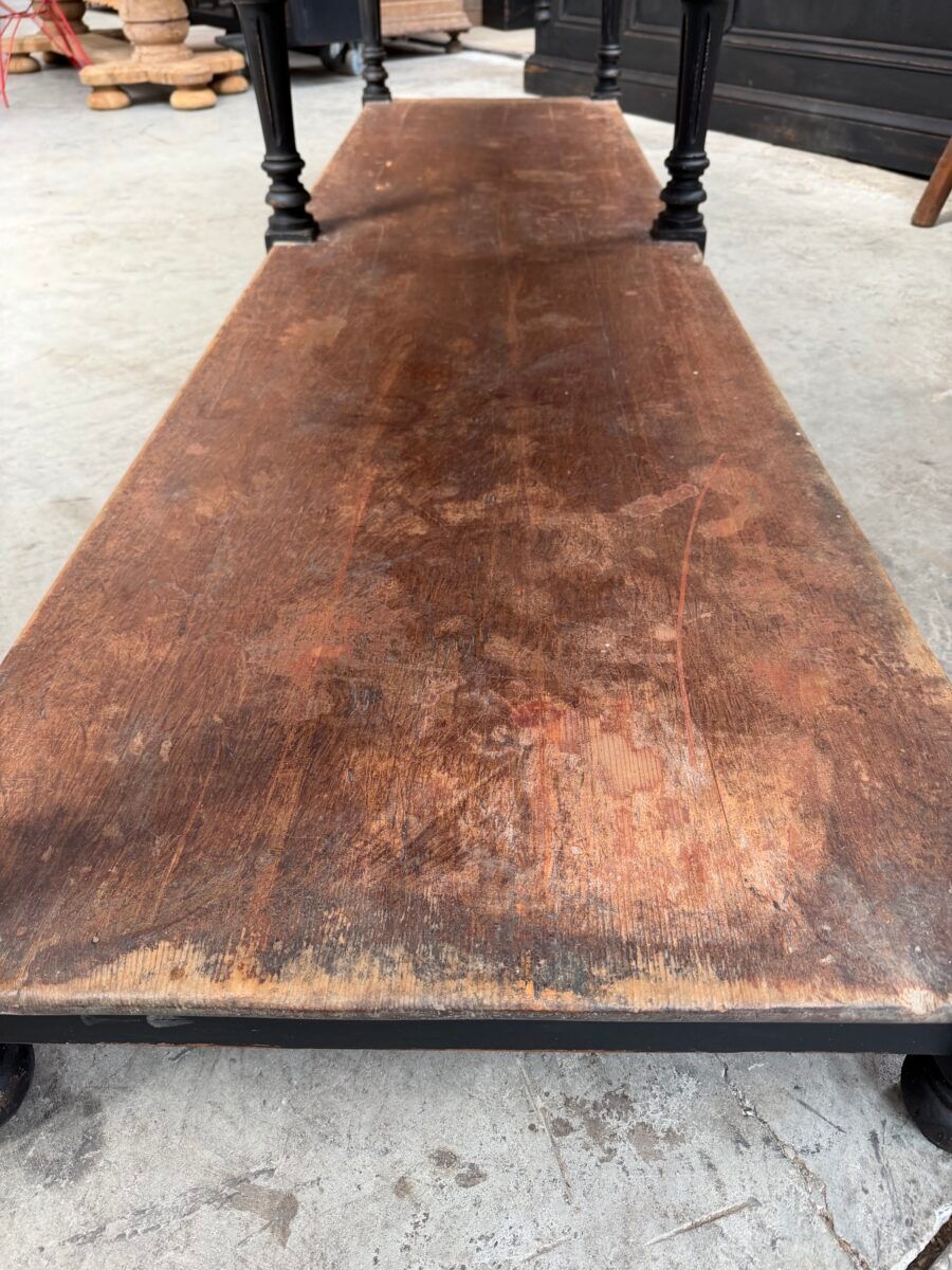 Draper's table early 20th century