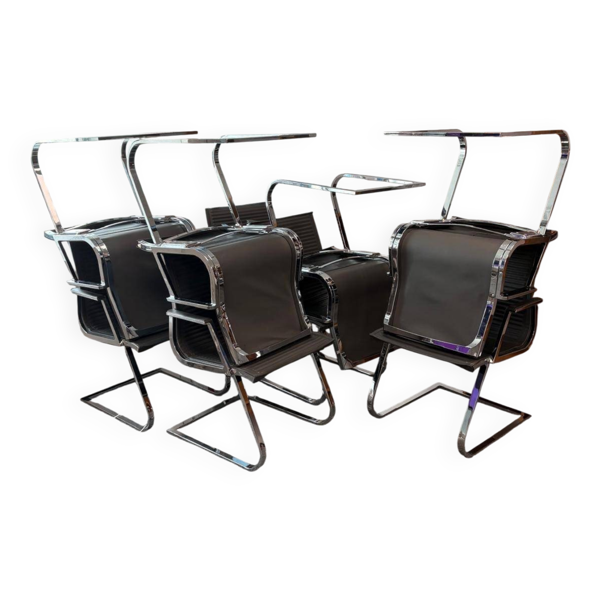 Set of Luxy chairs
