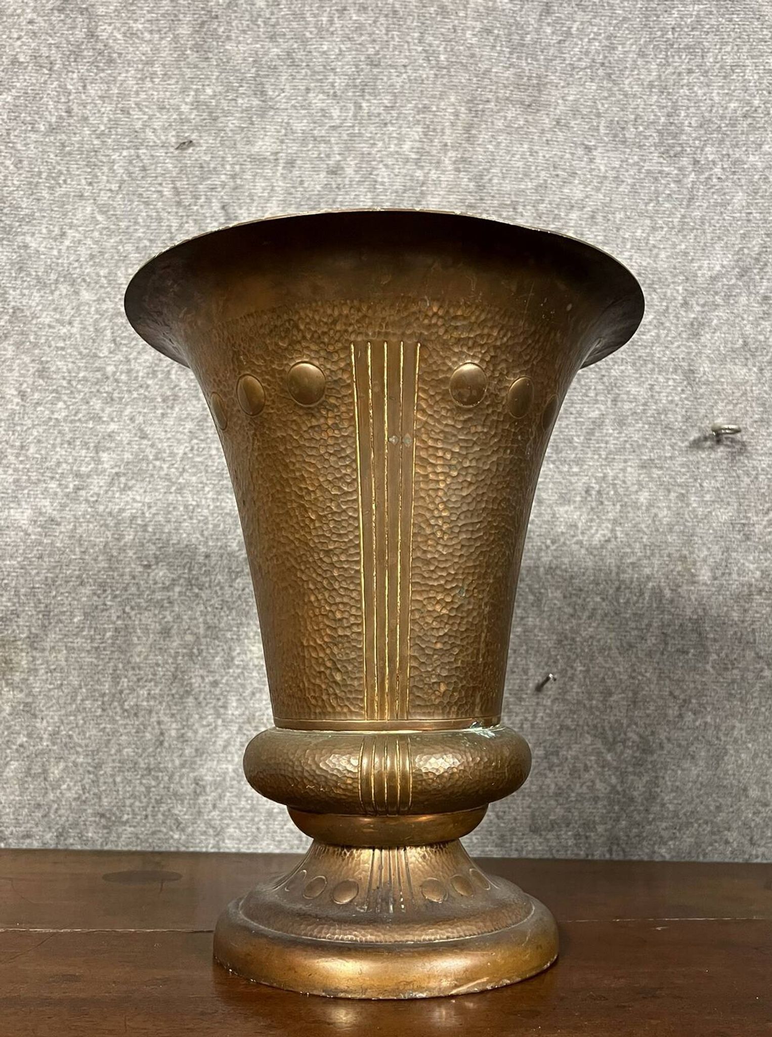 Art Nouveau period Medicis vase in gilded brass circa 1900