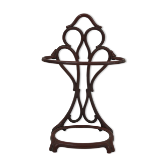 Red-cast iron umbrella door
