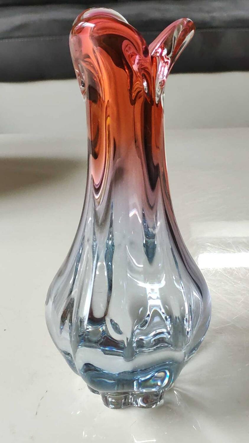 Vintage vase/Lemberg crystal/Nierengarten F. Floral design, polylobed neck. Orange tones. Dim 22 x 14 cm