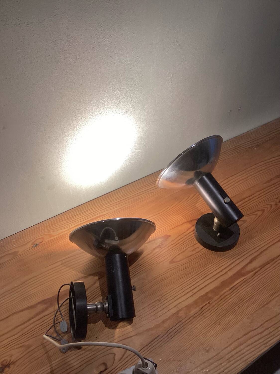 2 fantastisic design vintage wall lamps Spotlight