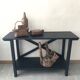 Console noire patinée