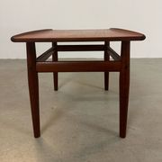 Table d'Appoint Danoise en Teck par Grete Jalk années 60