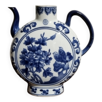 Chinese tea pot bottle...