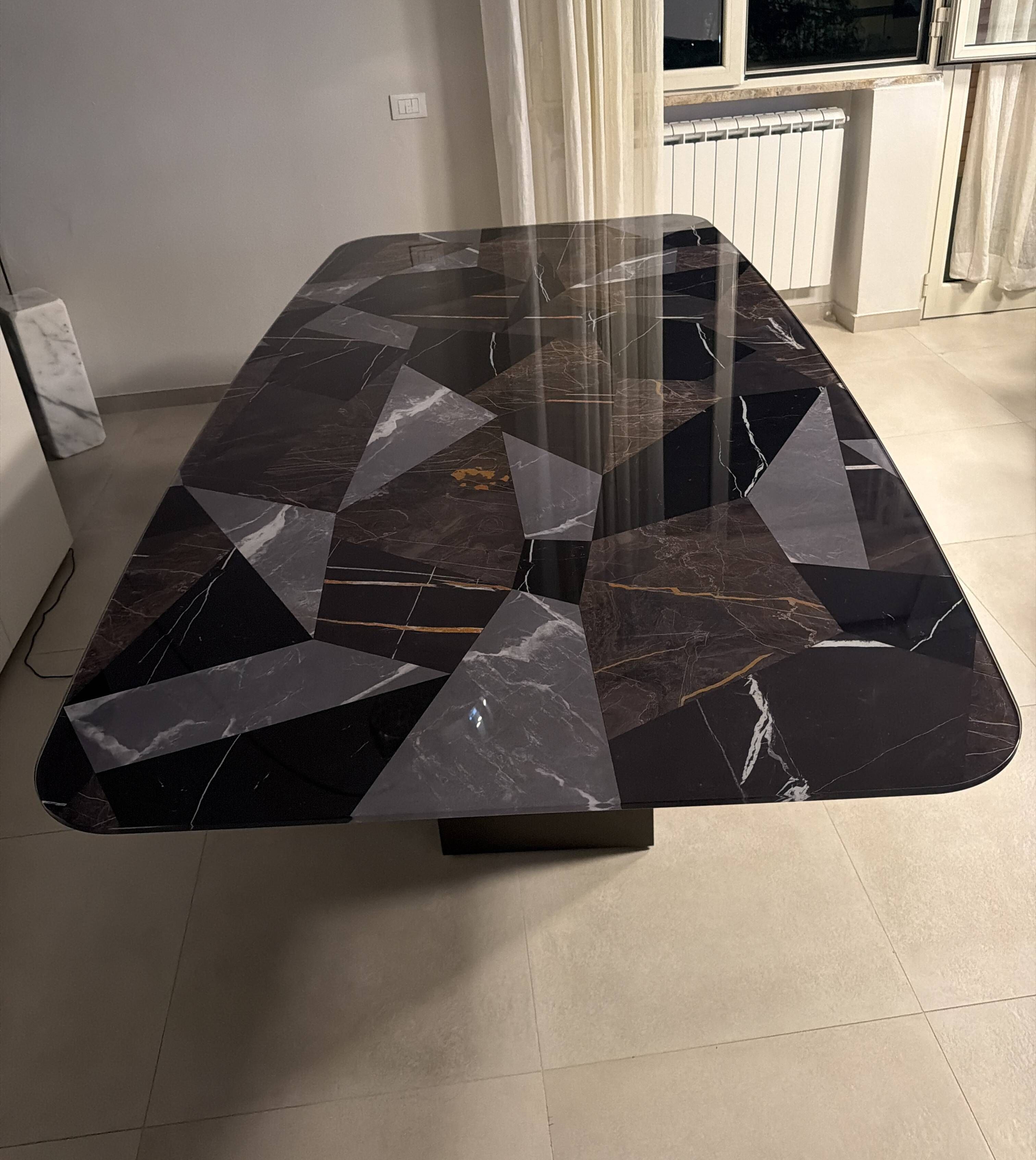 Lago table Meet XGlass SuperSalone numbered 26/100